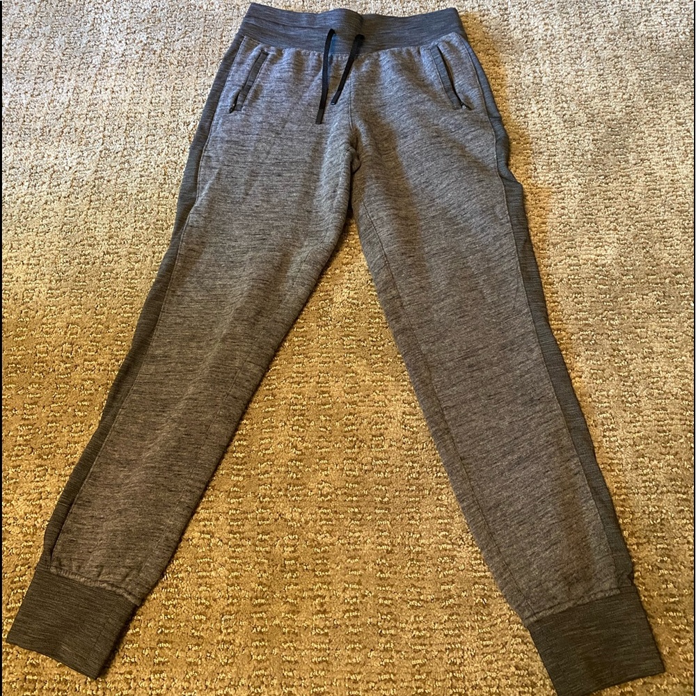 Lululemon joggers